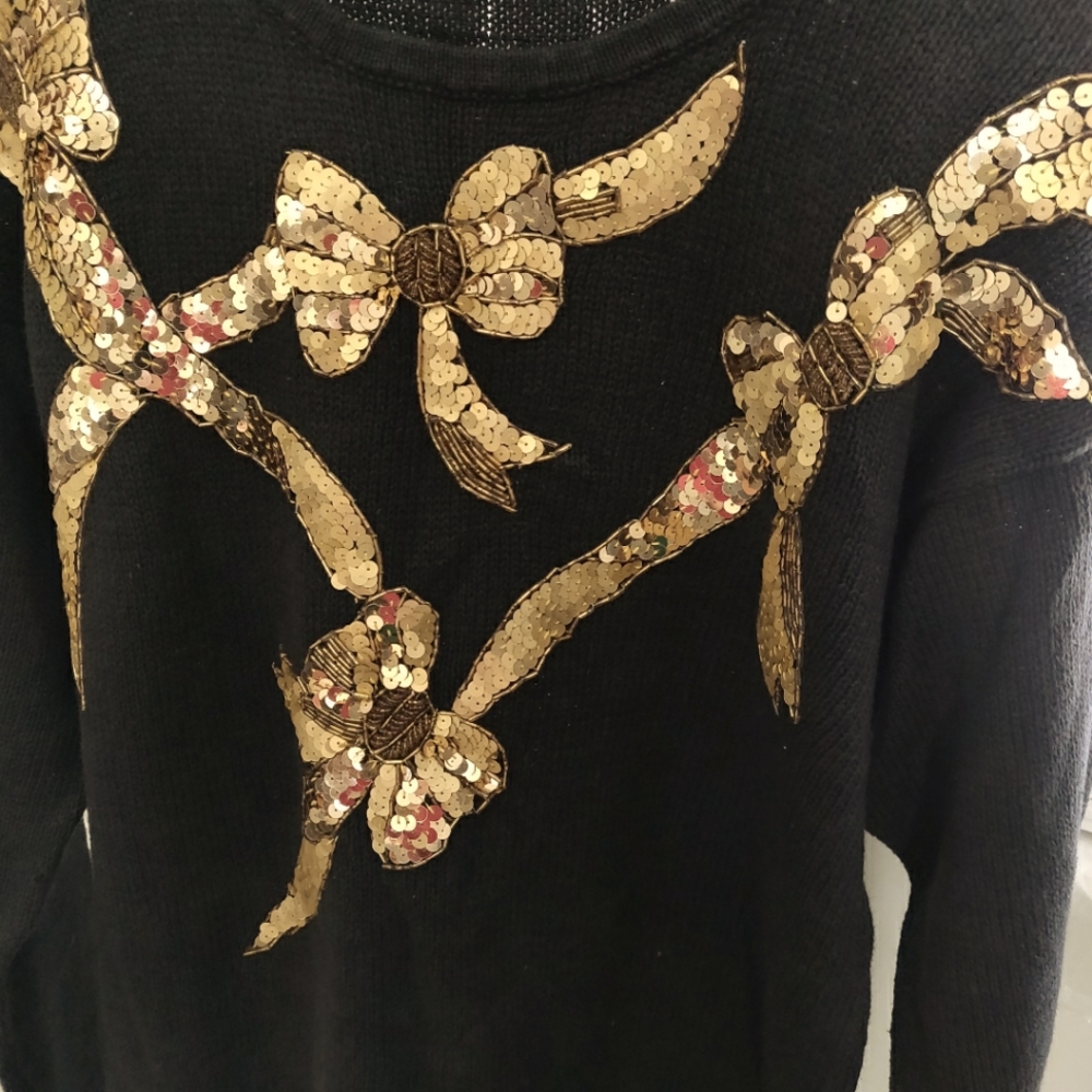 Holiday party wear for ladies Middiam size